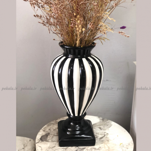 گلدان پایه دار ترک