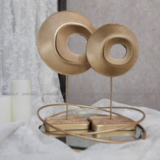 آبجکت دکوراتیو طلایی