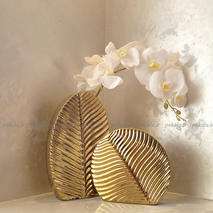 گلدان برگ بیضی طلایی